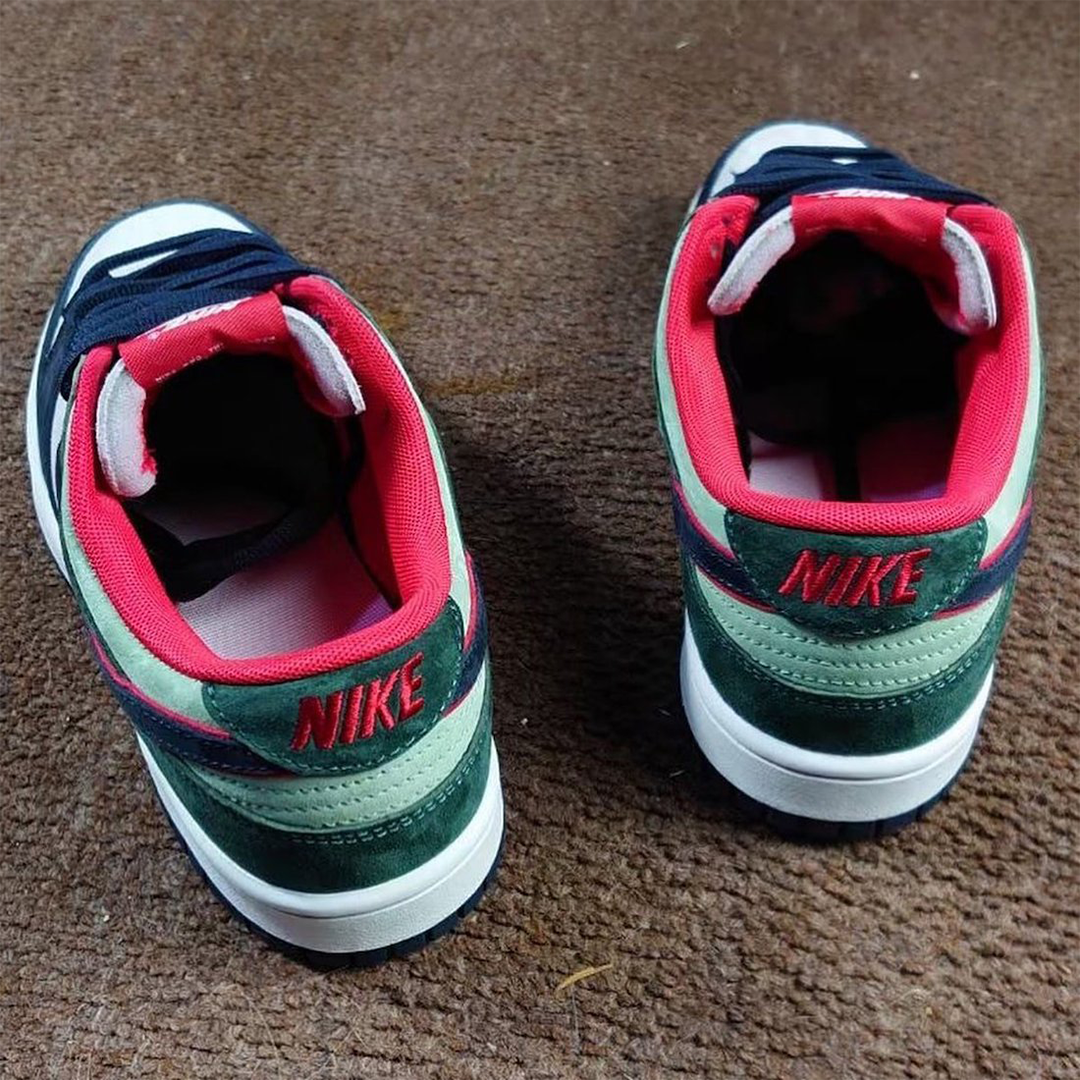 Nike Dunk Low Navy Green Red
