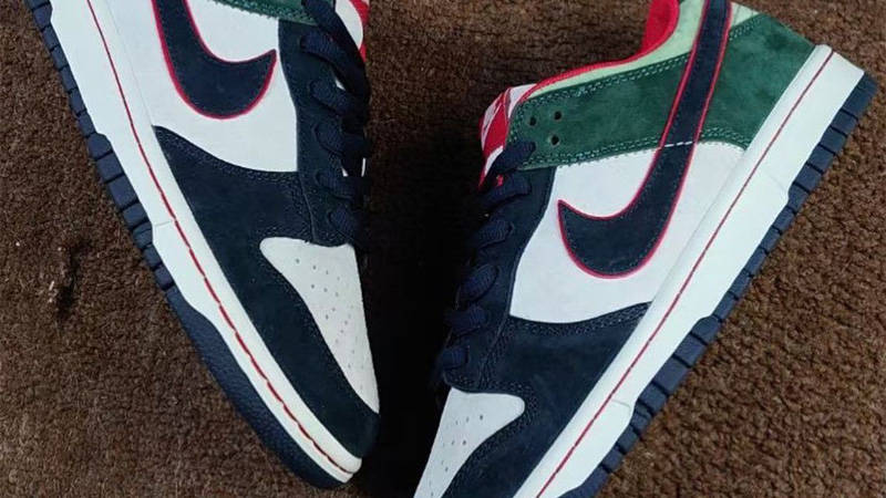 Green and 2024 red nike dunks