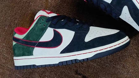 The Nike Dunk Low "Greenback" Is Decked Out in Green and Navy Hues The Nike Dunk Low "Greenback" Is Decked Out in Green and Navy Hues