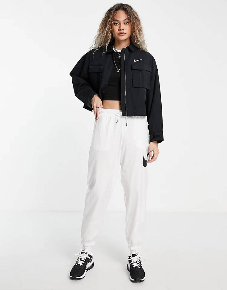 Nike cropped store jacket