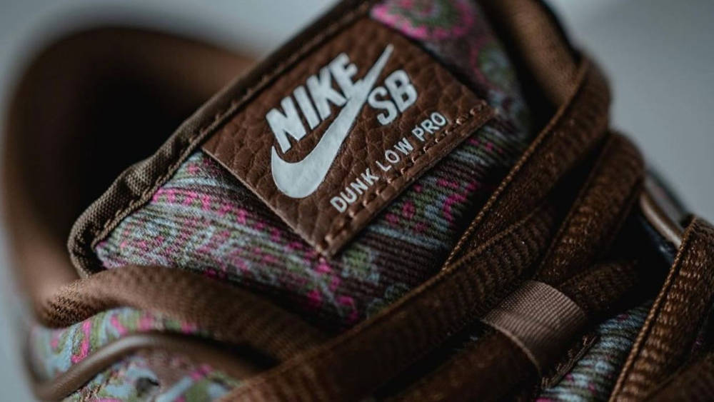 Image via repgod888 nike sb dunk low paisley 5