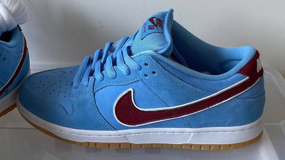 Image via thesneaker_guy Nike SB Dunk Low Phillies Blue