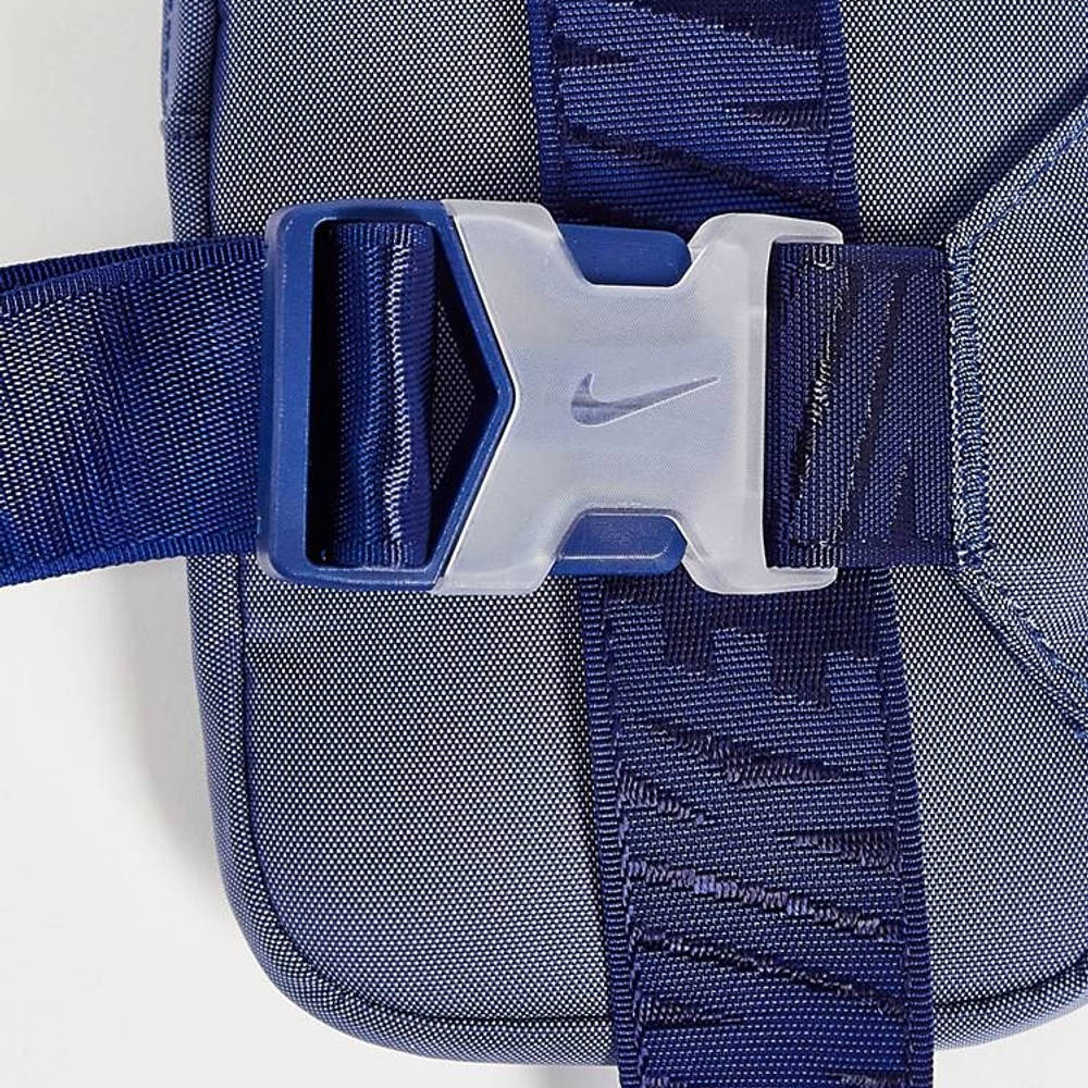Nike Sportswear Essentials Cross Body Bag Blue Detail