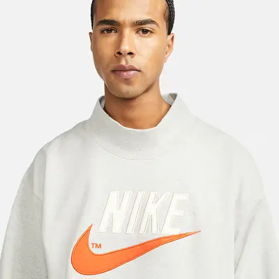 Nike Sportswear Mock-Neck Overshirt DM5273-050 Detail