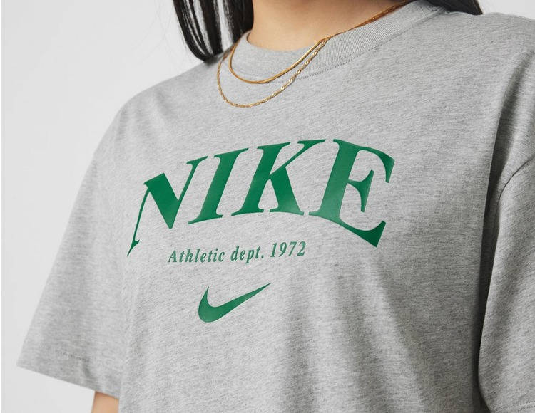 Nike Sportswear Short-Sleeve Graphic Dress