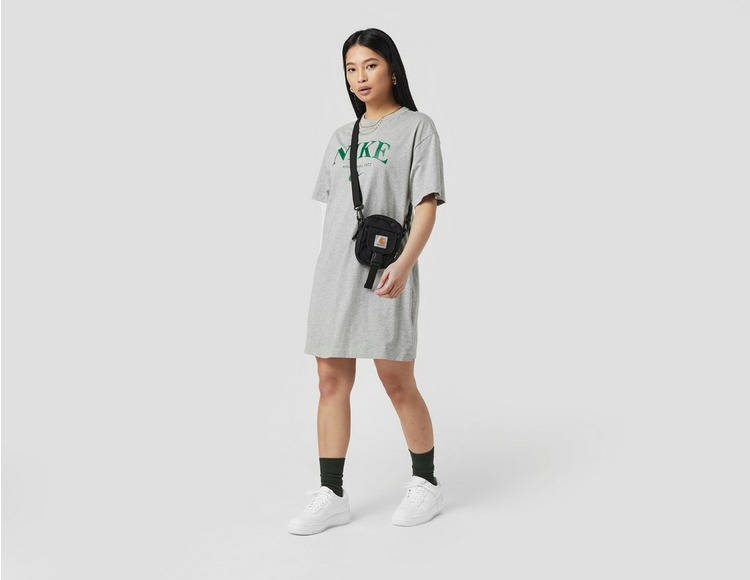 grey and white nike outfit