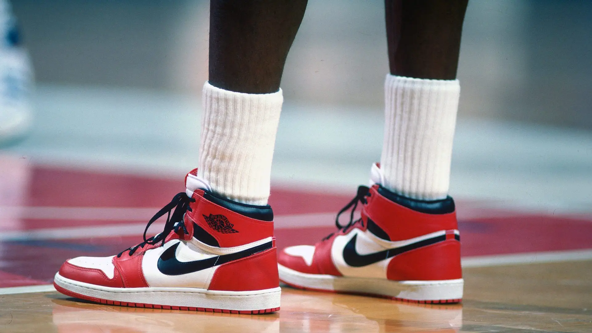Virgil Abloh Signed Nike Air Jordan 1 Retro High Off-White UNC, Size 11.5, fifty, 2022
