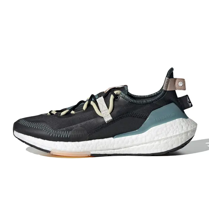 Men's ultra boost parley running shoes hotsell