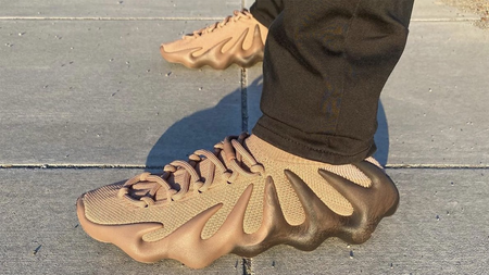 Peep the Detailing on the New Yeezy 450 "Gradient" Peep the Detailing on the New Yeezy 450 "Gradient"