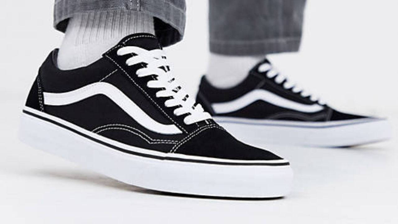 24151161-1-black