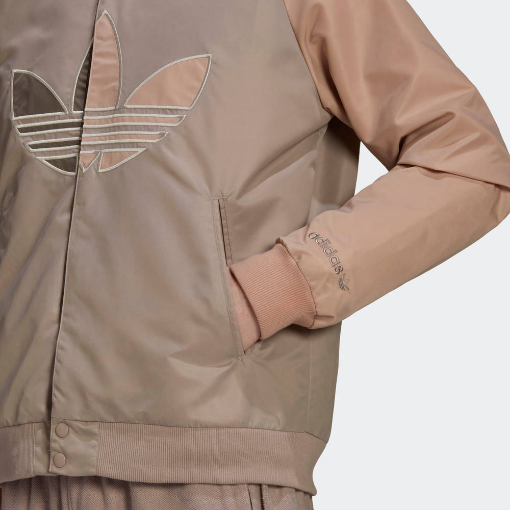 adidas CLGT Jacket HP0429 Detail