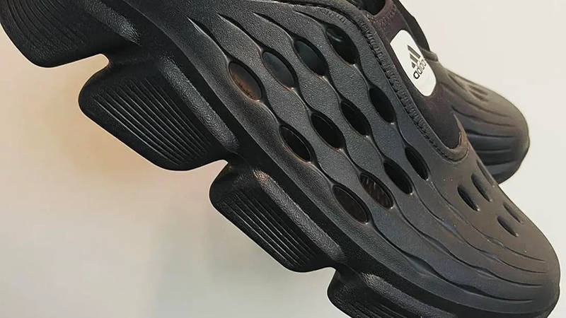 adidas Clogs Sample Black Side