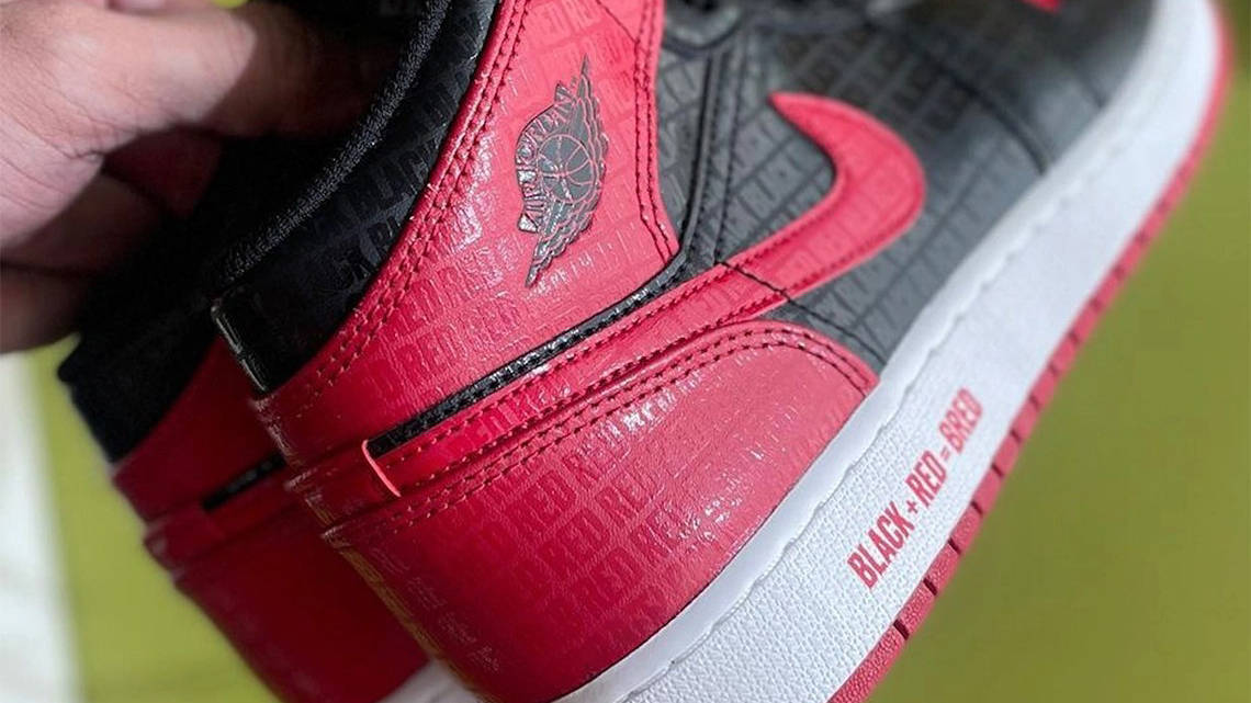 Air Jordan 1 Mid Black Red BRED