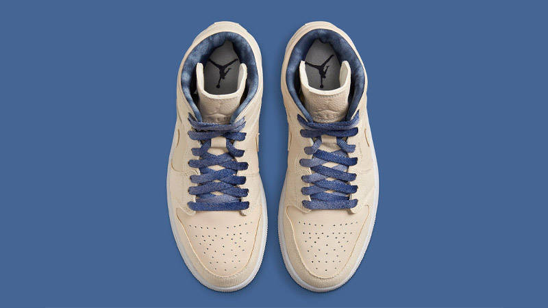 Air Jordan 1 Mid Indigo Middle