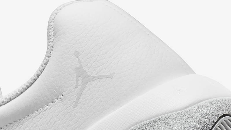 Air Jordan 11 CMFT Low White CW0784-101 Detail 2