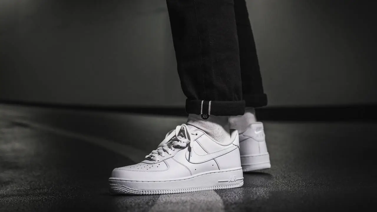 ON FOOT] Louis Vuitton and Nike Air Force 1 by Virgil Abloh : r