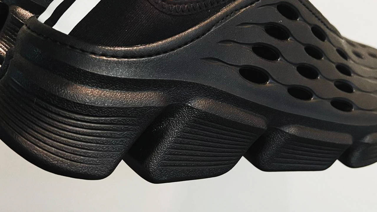adidas Clog