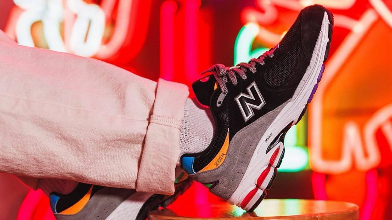 dltr x new balance 2002r 1
