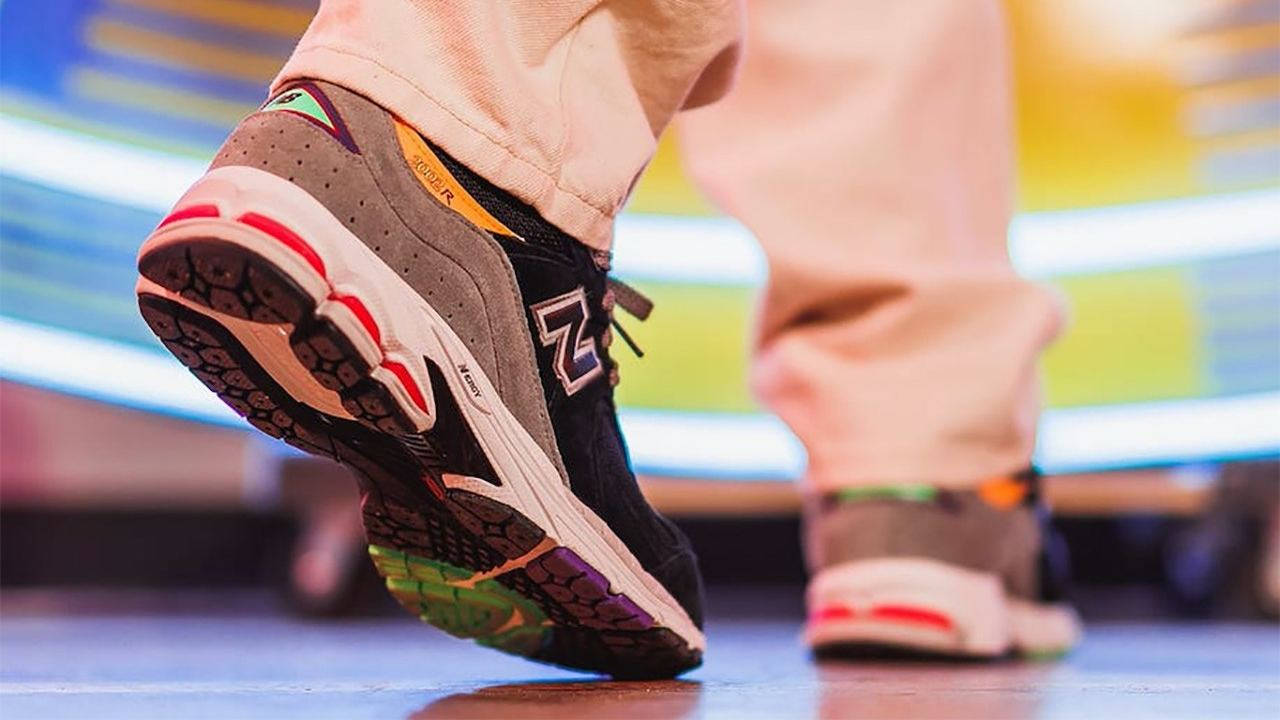 dltr x new balance 2002r 2