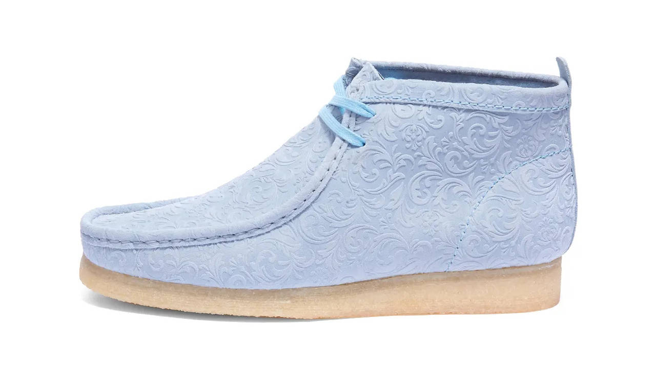 END. x Clarks Originals Oxford Flowers Wallabee Boot Pale Blue