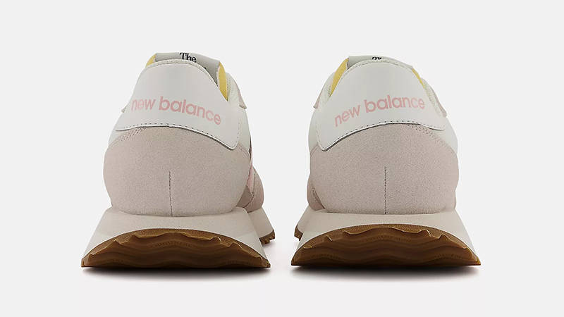 New Balance 237 Sea Salt Pink