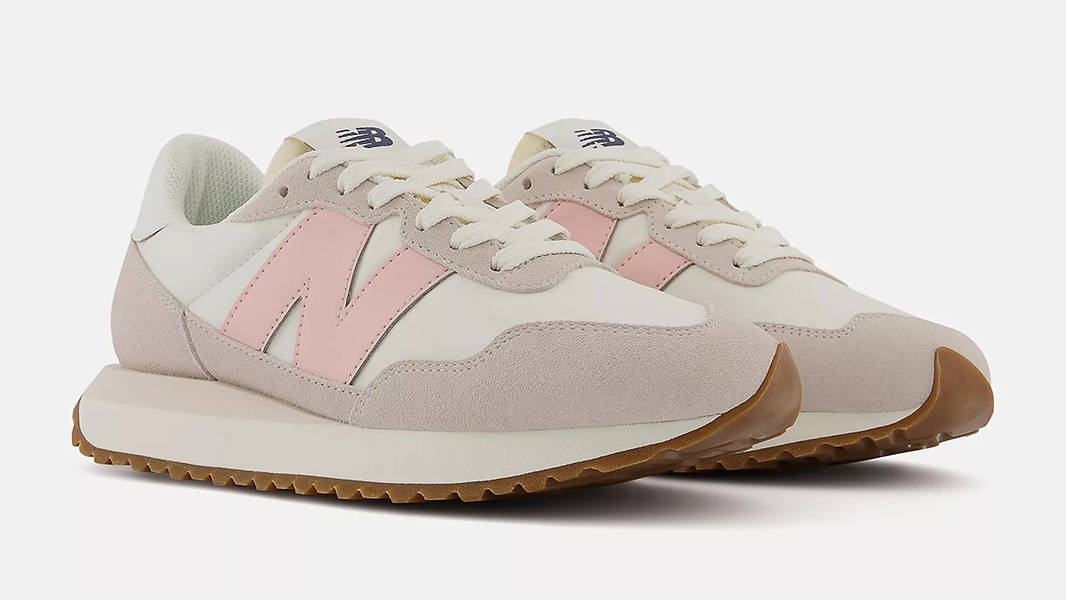 New Balance 237 Sea Salt Pink