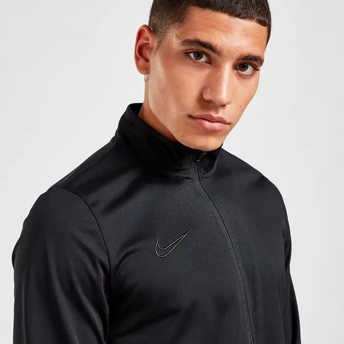 Nike Academy Essential Tracksuit Black Detail
