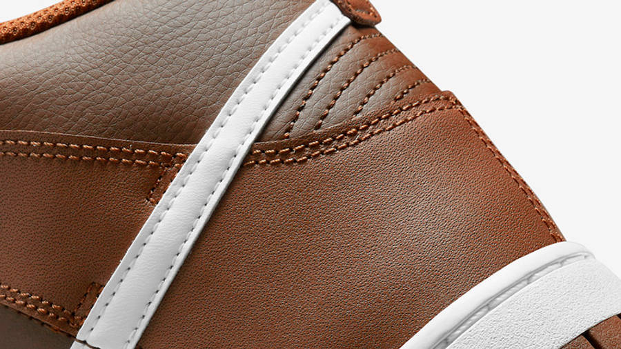 Nike Dunk High Chocolate DJ6189-200 Detail 2