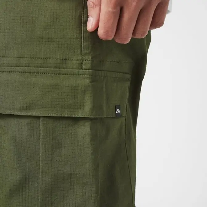 Nike SB Woven Cargo Pant | Where To Buy | CV4699-325 | The Sole Supplier