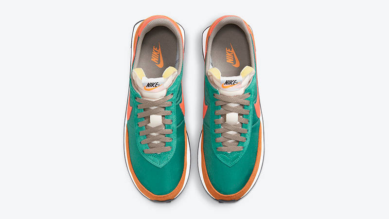 Nike Waffle Trainer 2 Green Noise DC2646-300 Top