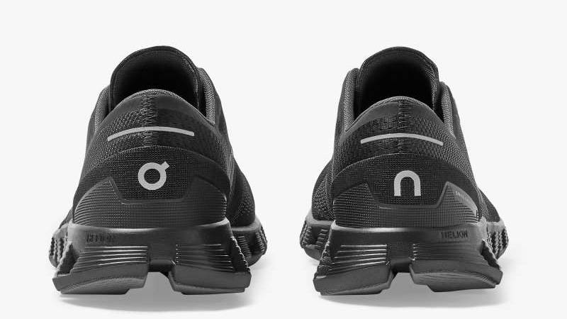 On Running Cloud X Black Asphalt back