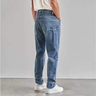 Represent store relaxed denim