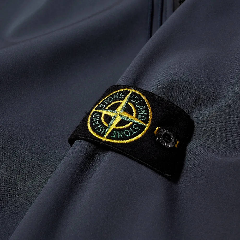 Stone Island Soft Shell-R Hooded Jacket Dark Blue Detail 3