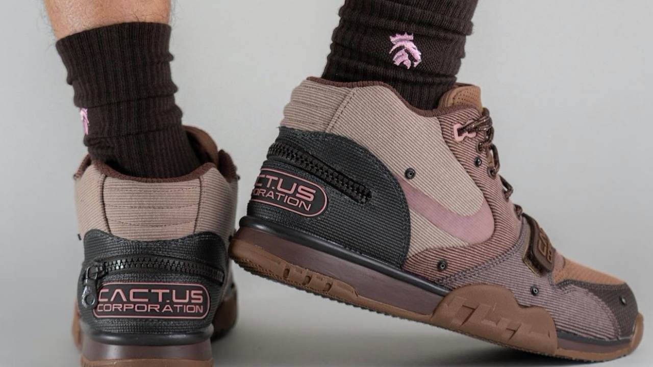 travis scott x nike air trainer 1 wheat 5
