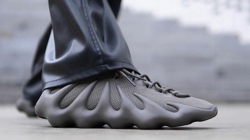yeezy 450 cinder 2