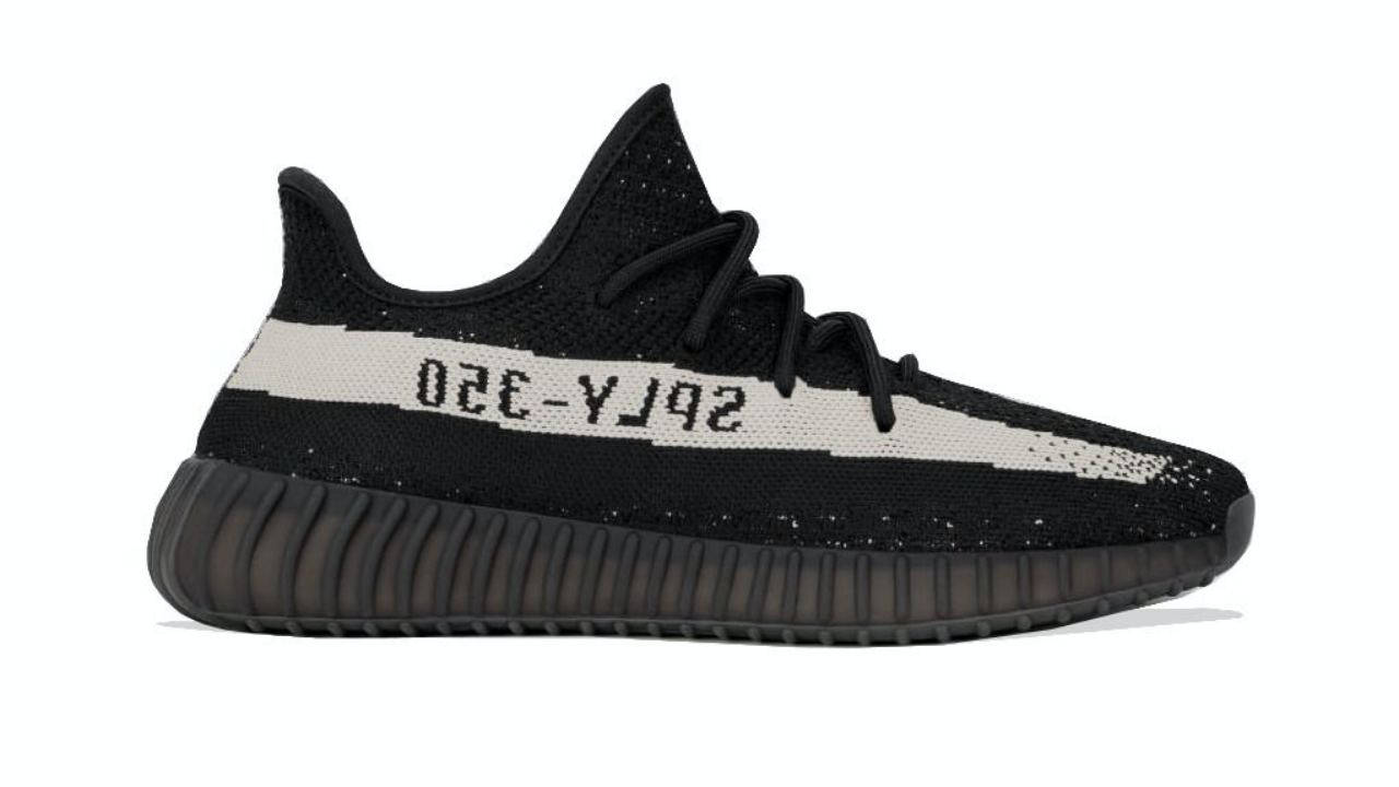 yeezy booat 350 v2 core black ss22 3