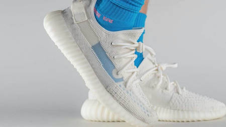 An On-Foot Look at the Yeezy Boost 350 V2 "Pure Oat" An On-Foot Look at the Yeezy Boost 350 V2 "Pure Oat"
