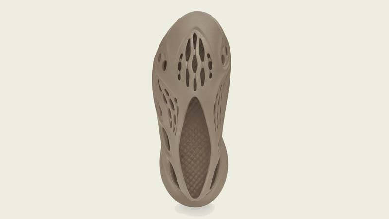 Yeezy Foam Runner Mist Middle