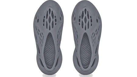 Your First Look at the Yeezy Foam Runner "Onyx" Your First Look at the Yeezy Foam Runner "Onyx"