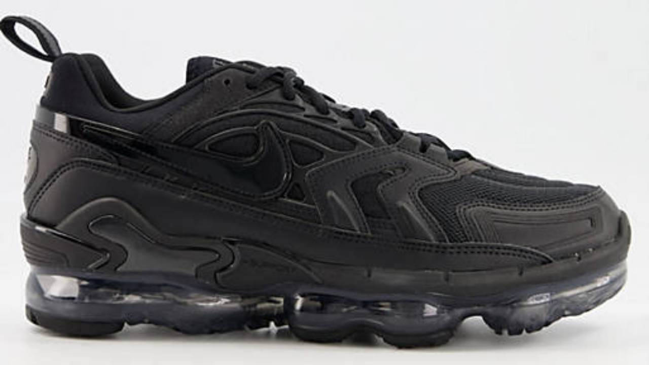 21399037-1-tripleblack