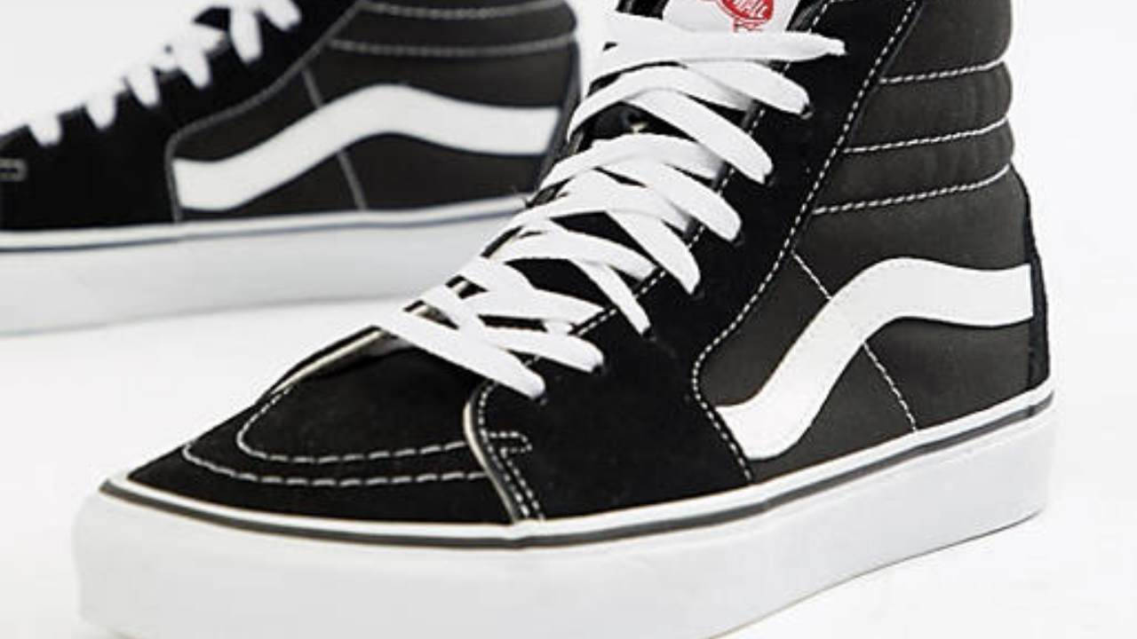24150380-1-black
