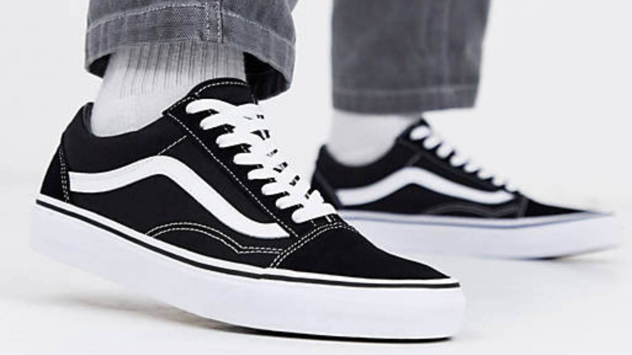 24151161-1-black