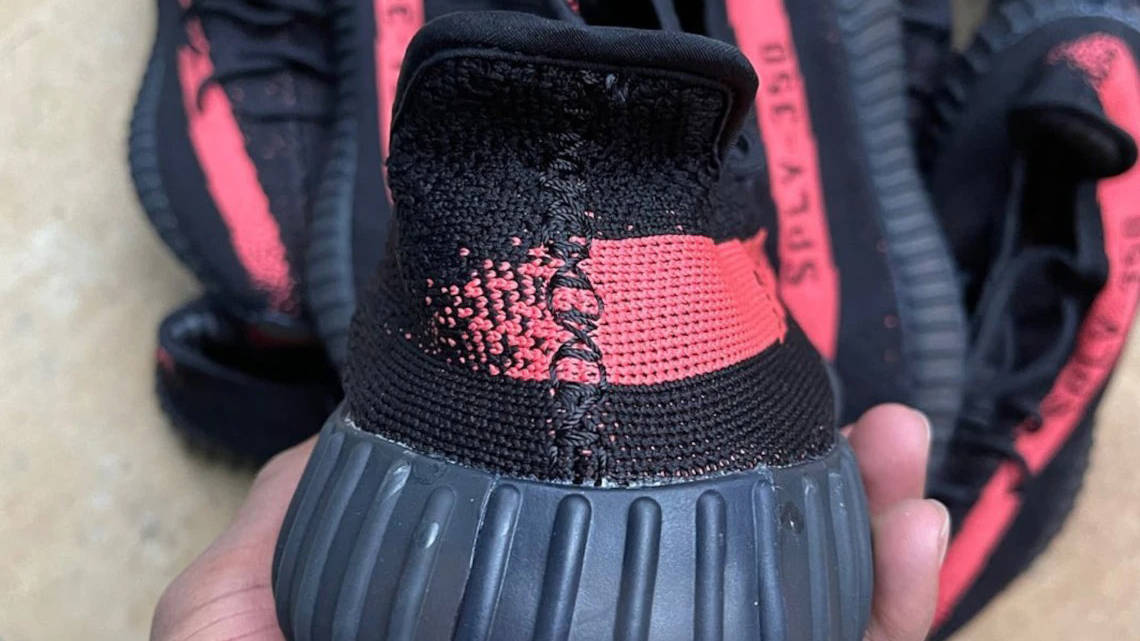 adidas Yeezy Boost 350 V2 Core Red 2022 Return