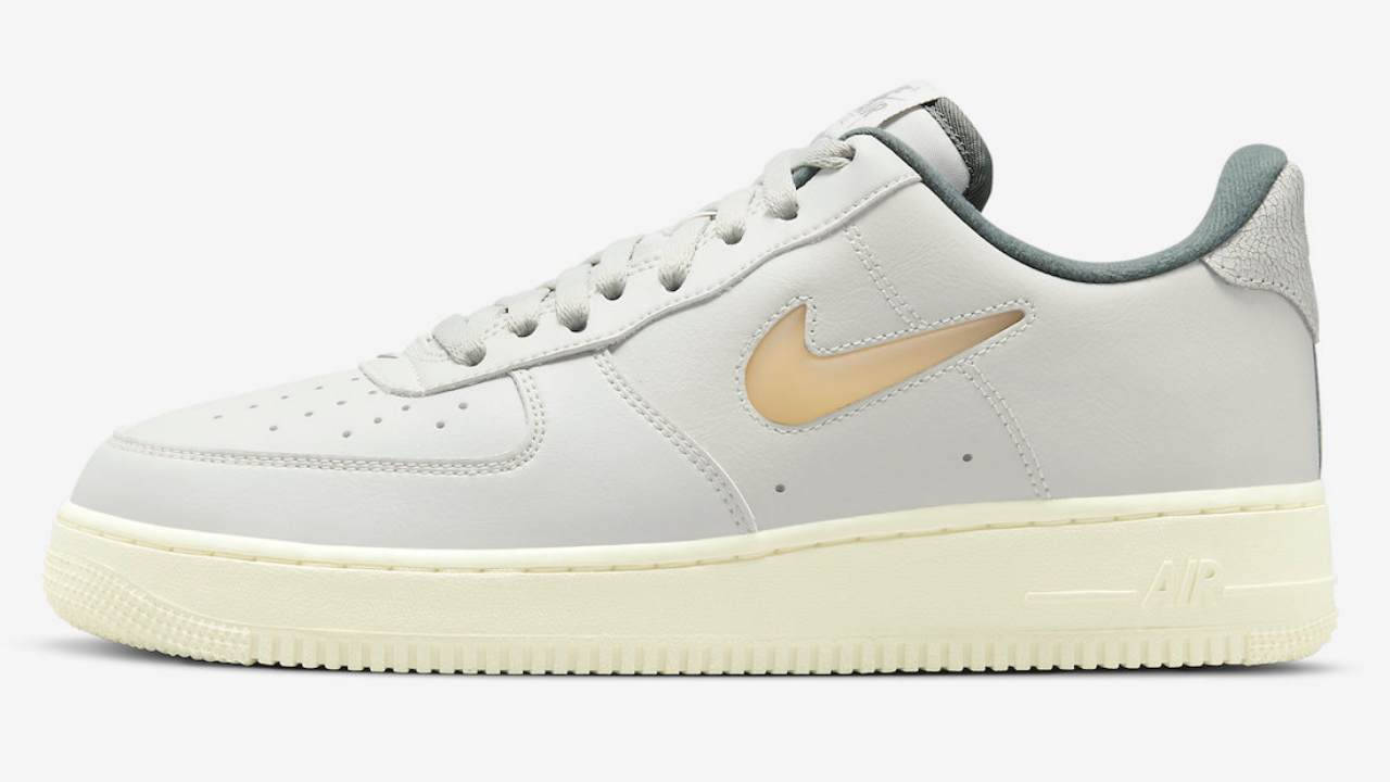 air force 1 07 light bone jewel 2