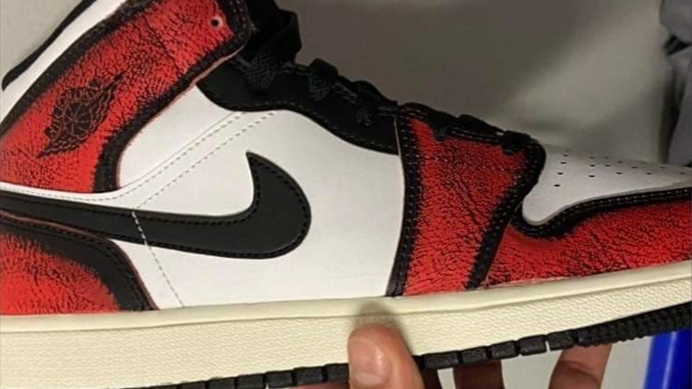 Air Jordan 1 Mid Wear Away chickenwop_ Air Jordan 1 Mid Wear Away chickenwop_