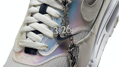 Official Images of the Nike Air Max 1 "La Ville Lumière" Have Been Unveiled Official Images of the Nike Air Max 1 "La Ville Lumière" Have Been Unveiled