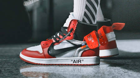 What's the Difference Between the Air Jordan 1 and the Nike Dunk? What's the Difference Between the Air Jordan 1 and the Nike Dunk?