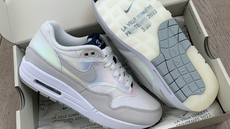 An Up-Close Look at The Nike Air Max 1 "La Ville Lumière" An Up-Close Look at The Nike Air Max 1 "La Ville Lumière"