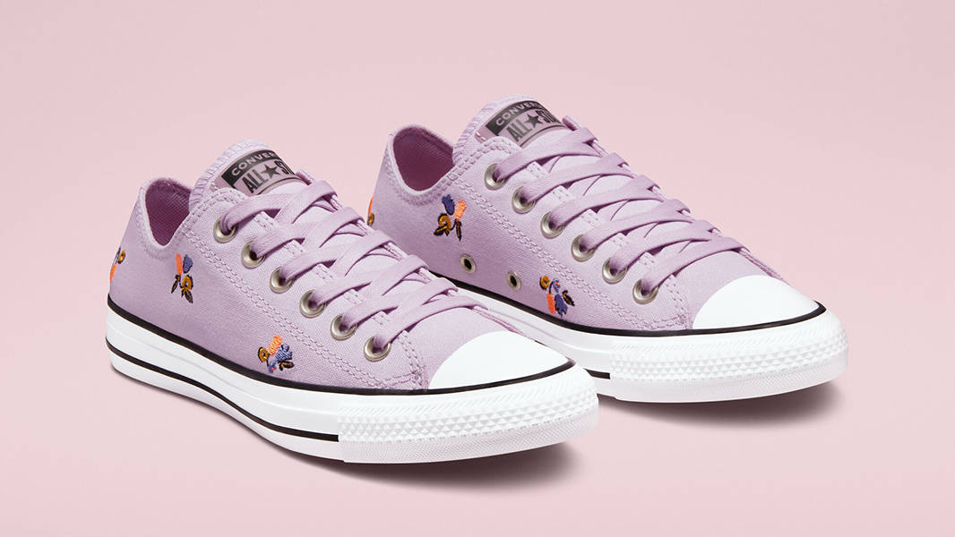 Converse Chuck Taylor Stronger Together Low Pale Amethyst