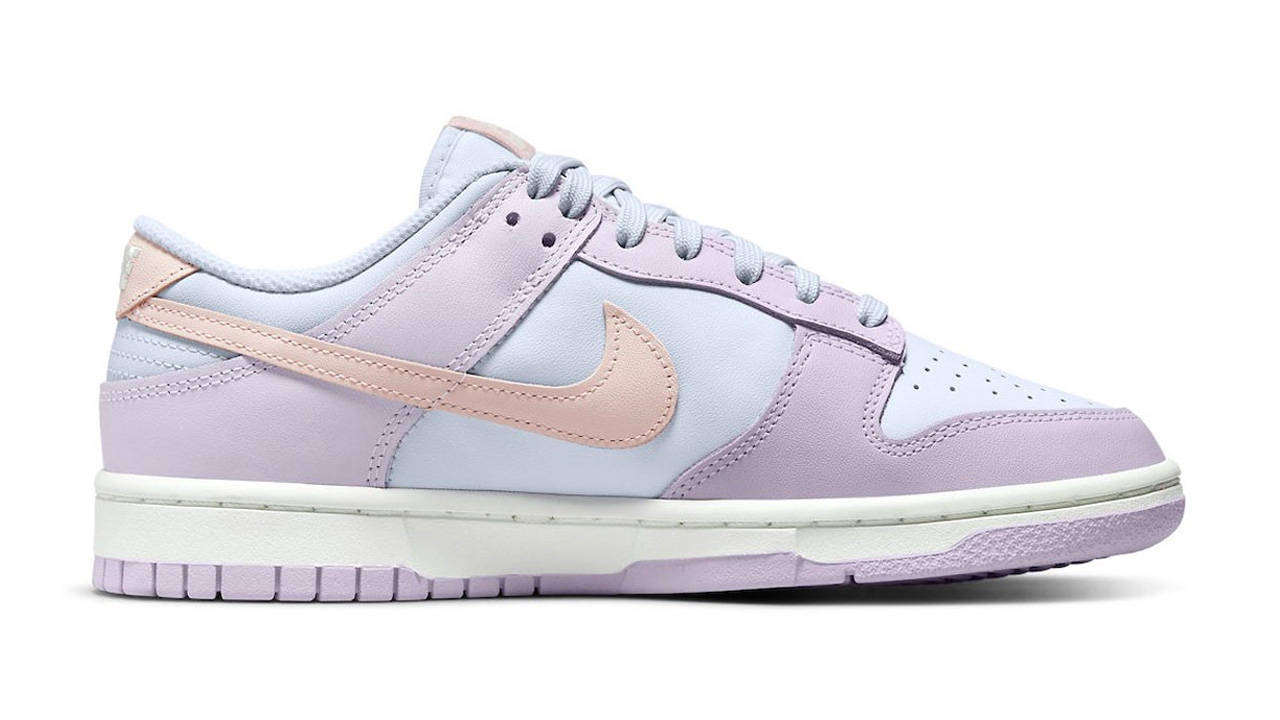 Nike Dunk Low "Easter" 2022